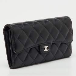 Pre Owned Chanel Black Quilted Leather Classic Long Flap Wallet