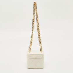 Pre Owned Chanel Off White Quilted Leather Vanity Clutch with Chain
