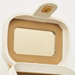 Pre Owned Chanel Off White Quilted Leather Vanity Clutch with Chain