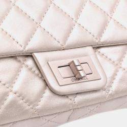 Pre Owned Chanel Silver Reissue 2.55 Metallic Lambskin Clutch With Chain