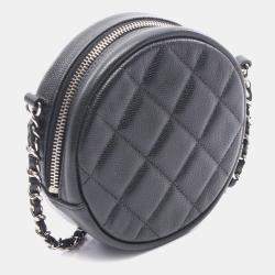 Pre Owned Chanel Black CC Quilted Caviar Round Clutch With Chain
