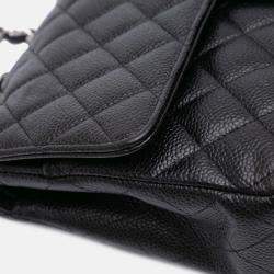 Pre Owned Chanel Black Medium Classic Caviar Double Flap
