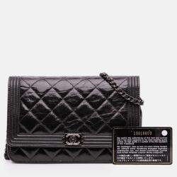 Pre Owned Chanel Black Quilted Shiny Aged Calfskin Boy Wallet On Chain