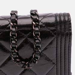 Pre Owned Chanel Black Quilted Shiny Aged Calfskin Boy Wallet On Chain