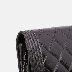 Pre Owned Chanel Black Quilted Shiny Aged Calfskin Boy Wallet On Chain