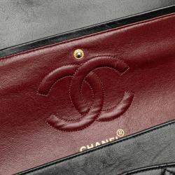 Pre Owned Chanel Black Medium Classic Lambskin Double Flap Bag