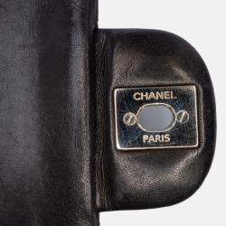 Pre Owned Chanel Black Medium Classic Lambskin Double Flap