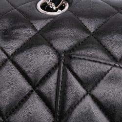 Pre Owned Chanel Black Medium Classic Lambskin Double Flap