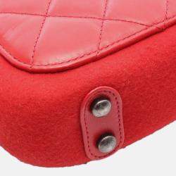 Pre Owned Chanel Red Paris Salzburg Mini Quilted Glazed Calfskin and Felt Edelweiss Flower Flap