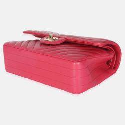 Pre Owned Chanel Dark Pink Chevron Lambskin Small Classic Double Flap Bag