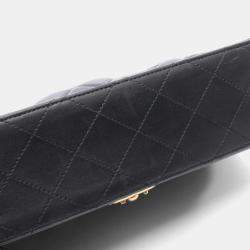 Pre Owned Chanel Matelassé Navy/Black Lambskin Leather Shoulder Bag