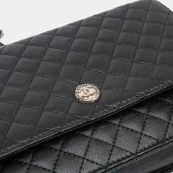Pre Owned Chanel Black Microquilted Lambskin Wallet On Chain
