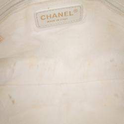 Pre Owned Chanel White Medium Stitched Calfskin Covered CC Flap