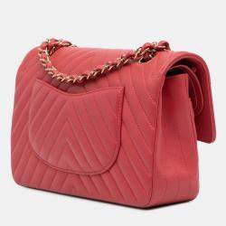 Pre Owned Chanel Classic Double Flap Medium Red Chevron Lambskin Shoulder Bag