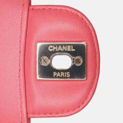 Pre Owned Chanel Classic Double Flap Medium Red Chevron Lambskin Shoulder Bag
