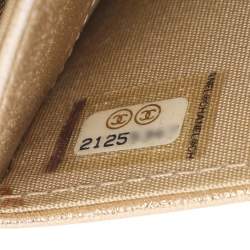 Pre Owned Chanel Gold Chevron Leather Compact Wallet
