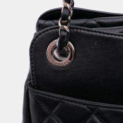 Pre Owned Chanel Black Quilted Lambskin 7 Tote