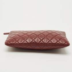 Pre Owned Chanel Burgundy Quilted Leather Medium O Case Clutch