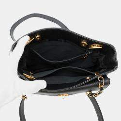 Pre Owned Chanel CC Logo Black Caviar Leather Chain Tote Bag