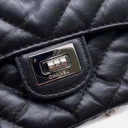 Pre Owned Chanel Chevron 2.55 Black Lambskin Shoulder Bag