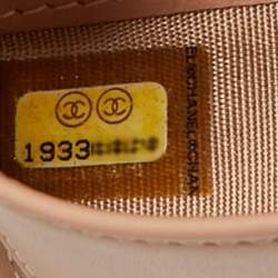 Pre Owned Chanel Beige Caviar Leather CC Bifold Long Wallet