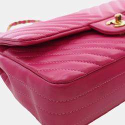Pre Owned Chanel Pink Medium Classic Chevron Lambskin Double Flap