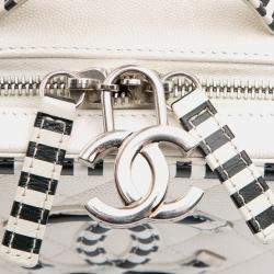 Pre Owned Chanel White Small Caviar Striped CC Filigree Vanity Case