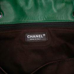 Pre Owned Chanel Green Large Quilted Lambskin Country Club Tote