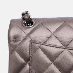 Pre Owned Chanel Grey Jumbo Classic Lambskin Double Flap