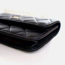 Pre Owned Chanel Maxi Pearls Mini Black Lambskin Clutch On Chain 