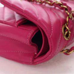 Pre Owned Chanel Classic Double Flap Medium Pink Chevron Lambskin Shoulder Bag