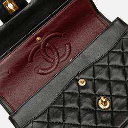 Pre Owned Chanel Black Medium Classic Lambskin Double Flap