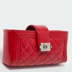 Pre Owned حقيبة صغيرة شانيل حامل جوال سى سى جلد مبطنة خضراء 