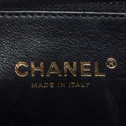 Pre Owned Chanel Black Quilted Leather Beauty Lock Flap Bag