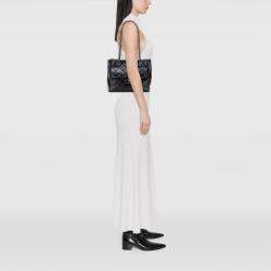 Pre Owned حقيبة يد شانيل أسود ثنائي اللون جلد عجل مبطن صغير مطلي لامع