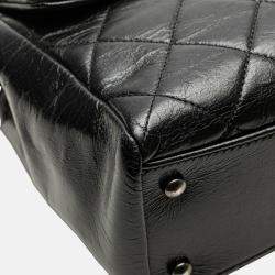 Pre Owned حقيبة يد شانيل أسود ثنائي اللون جلد عجل مبطن صغير مطلي لامع