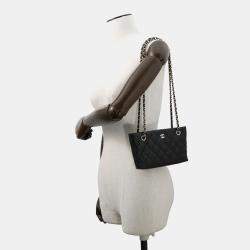 Pre Owned Chanel Timeless Classics Black Caviar Leather Chain Clutch Bag