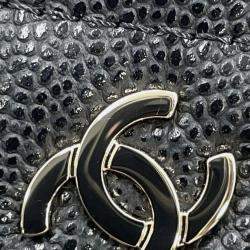 Pre Owned Chanel Timeless Classics Black Caviar Leather Chain Clutch Bag