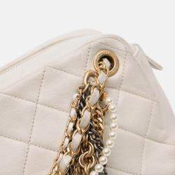 Pre Owned Chanel White Quilted Lambskin All About Chains Camera Bag