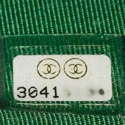Pre Owned Chanel Green Quilted Caviar Leather Classic Wallet on Chain