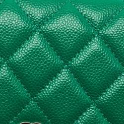 Pre Owned Chanel Green Quilted Caviar Leather Classic Wallet on Chain