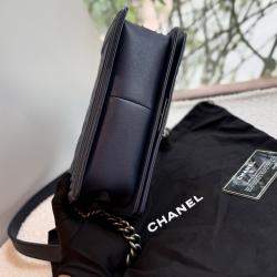 Pre Owned Chanel Boy Medium Navy Blue Leather Shoulder Bag