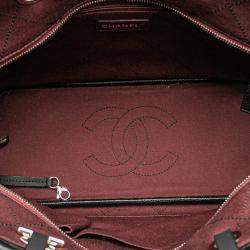 Pre Owned Chanel Black CC Caviar Wild Stitch On The Road Tote