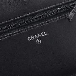 Pre Owned Chanel Coco Mark Black Leather Shoulder Bag