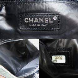 مملوكة مسبقًا حقيبة ظهر شانيل في نيلون وجلد عاجي أسود زهري نيون ماتلاش