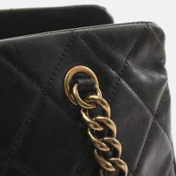 Pre Owned Chanel Matelasse Shoulder Bag Lambskin (Sheepskin) Black