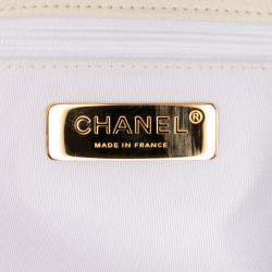 Pre Owned Chanel White Medium Crochet Calfskin 19 Flap