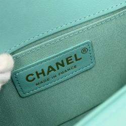 Pre Owned Boy Chanel Emerald Green Lambskin Small Chain Shoulder Bag
