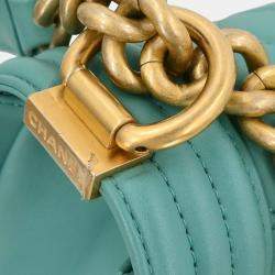 Pre Owned Boy Chanel Emerald Green Lambskin Small Chain Shoulder Bag