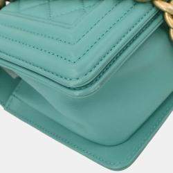 Pre Owned Boy Chanel Emerald Green Lambskin Small Chain Shoulder Bag